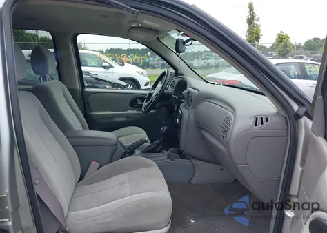 2005 Chevrolet Trailblazer Ext Ls из США, поврежденный, VIN 1GNET16S656132929